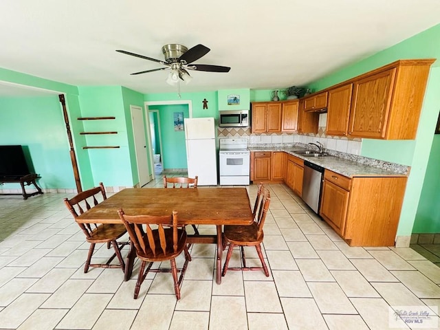 121AND123 Beach Dr, Port Mansfield, TX 78598 - photo 5