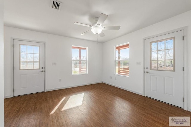 foyer featuring ceiling fan and hardwood / wood-style floors