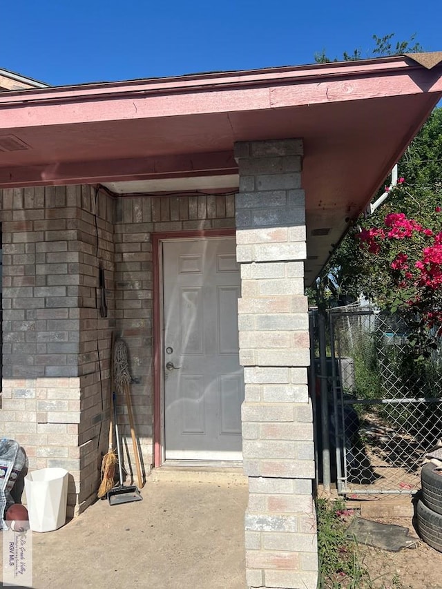 view of entrance to property