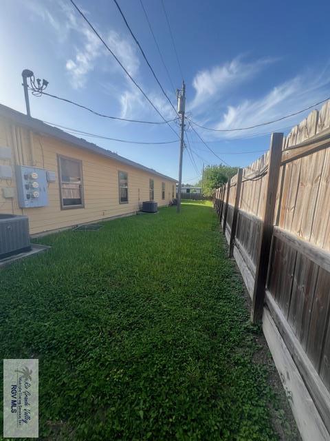 7432 Lakeside Dr, Olmito, TX 78526 - photo 25