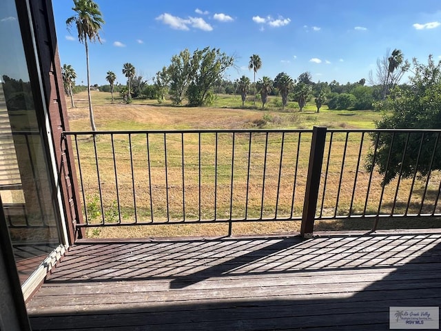 exterior space featuring a rural view