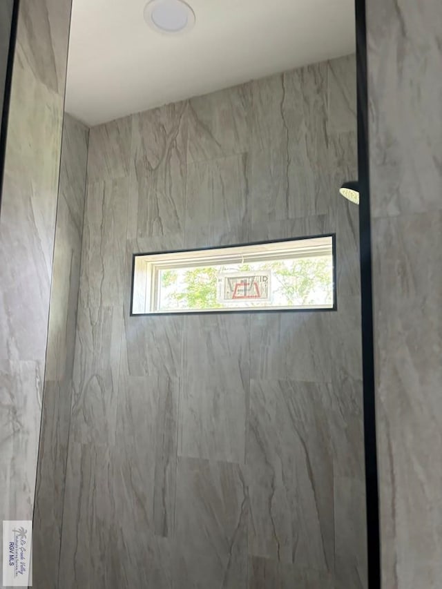 2914 Brushy Ct, Harlingen, TX 78552 - bathroom view of a marble finish shower