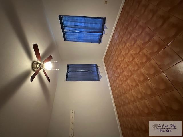 2226 E Austin Ave, Harlingen, TX 78550 - empty room featuring a ceiling fan