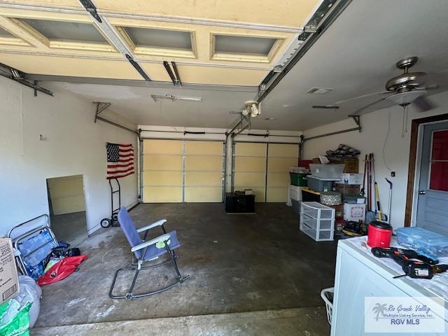 2226 E Austin Ave, Harlingen, TX 78550 - view of garage