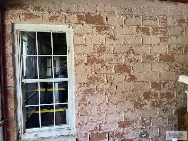 125 W Resaca Rd, Bayview, TX 78566 - exterior view