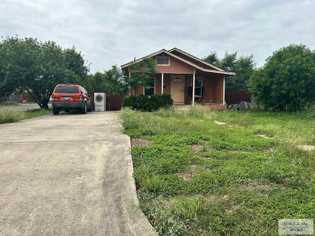 1022 E Monroe Ave, Harlingen, TX 78550 - view of front of home with driveway