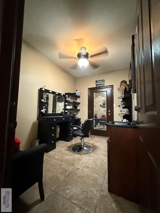 2909 Mi Cielo Dr, Weslaco, TX 78599 - office space with ceiling fan