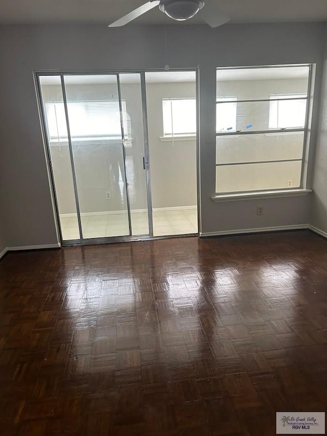 unfurnished room featuring ceiling fan