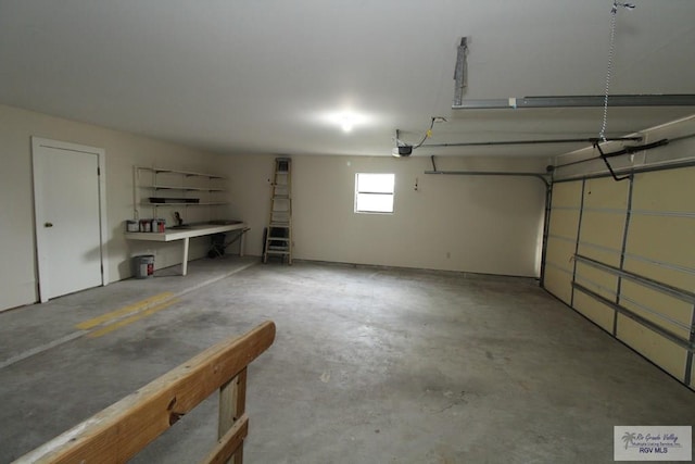 40 Cherokee Ave, Harlingen, TX 78552 - garage featuring a garage door opener