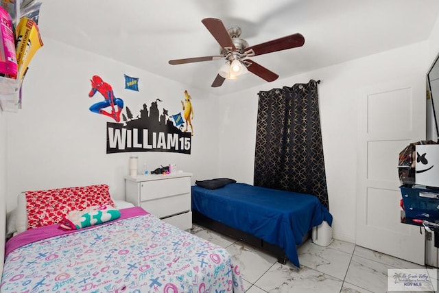 bedroom with ceiling fan