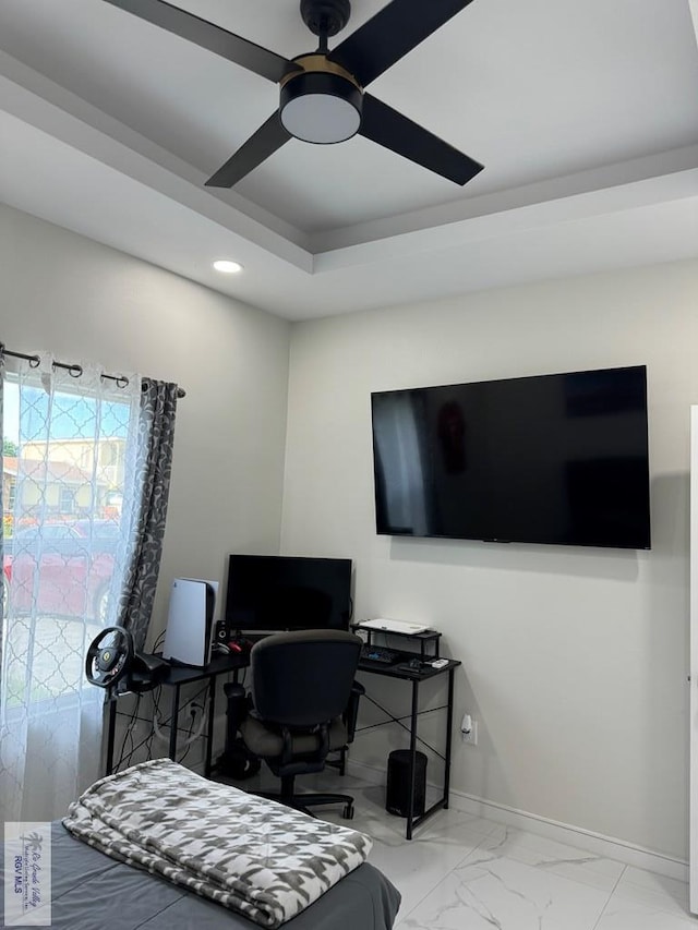 bedroom featuring ceiling fan