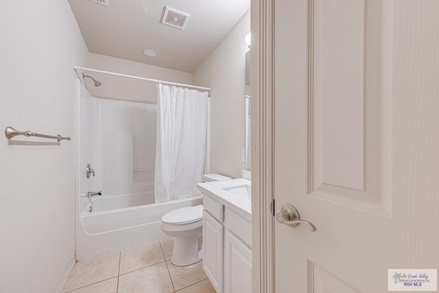 2400 Firenze St, Brownsville, TX 78520 - full bath with vanity, shower / bath combination with curtain, and tile patterned flooring
