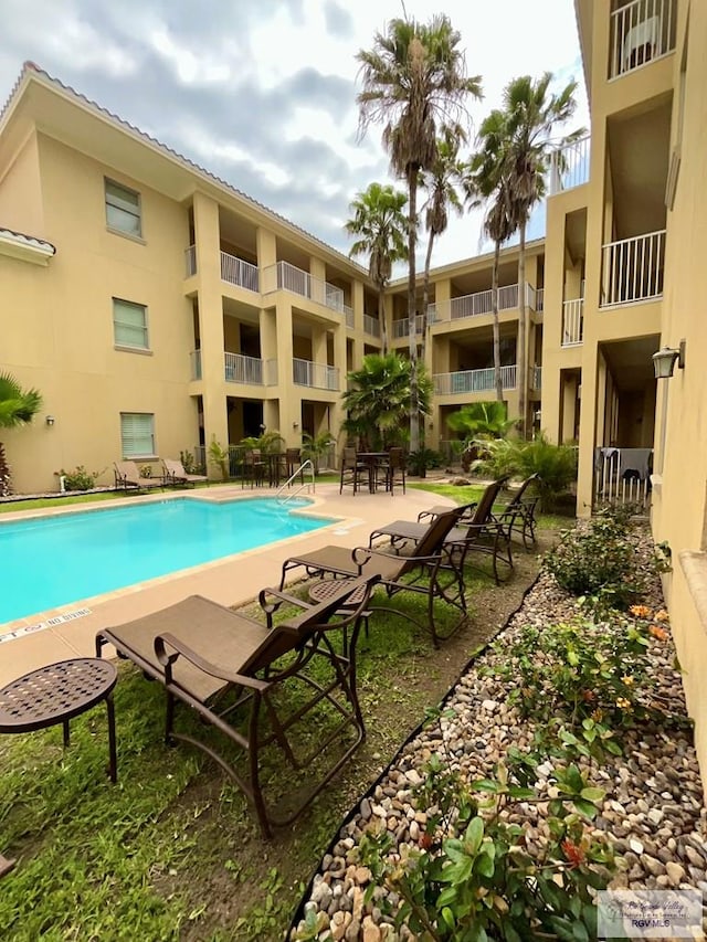 6410 Padre Blvd Unit 108, South Padre Island, TX 78597 - view of community pool