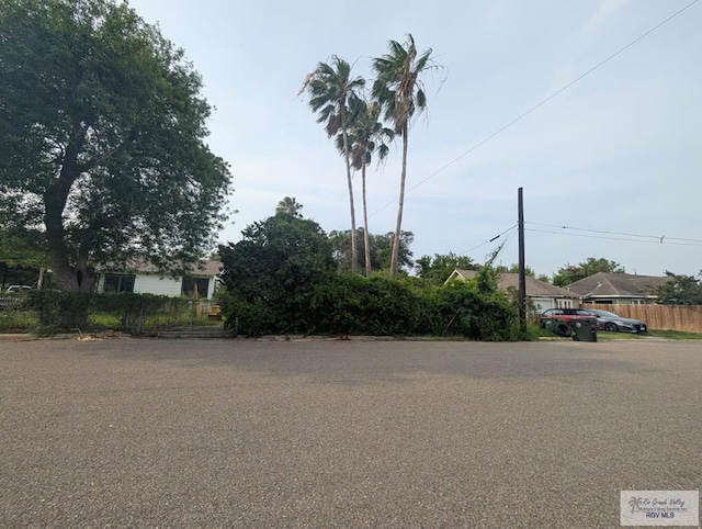 312 W Jessamine Ave, La Feria, TX 78559 - view of asphalt street