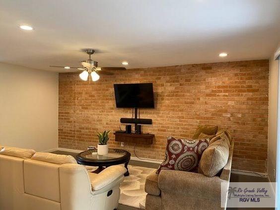 3744 Boca Chica Blvd Unit 103D, Brownsville, TX 78521 - photo 4