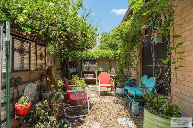 1808 E Palm Valley Dr, Harlingen, TX 78552 - view of yard with fence and a patio