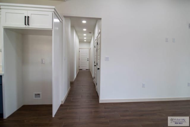 1272 Bridle Way, San Benito, TX 78586 - corridor featuring dark wood-style flooring and recessed lighting