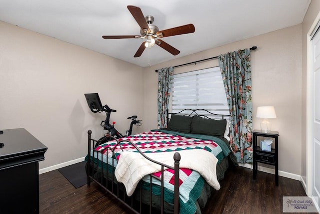2853 Fleet St, Brownsville, TX 78521 - bedroom with wood finished floors and a ceiling fan