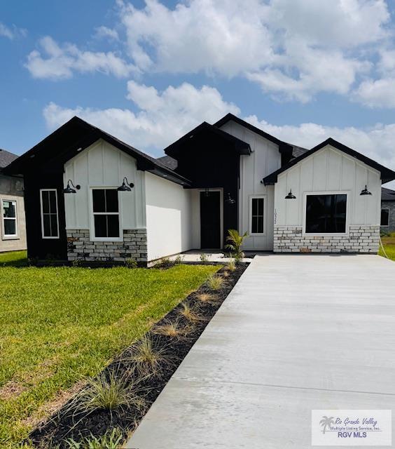 10522 Arkansas Rd, Brownsville, TX 78520 - photo 1