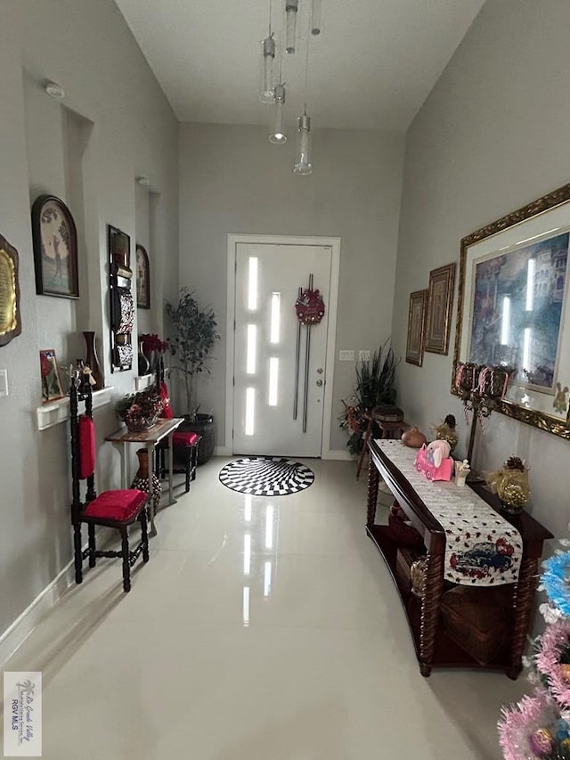 entrance foyer featuring baseboards