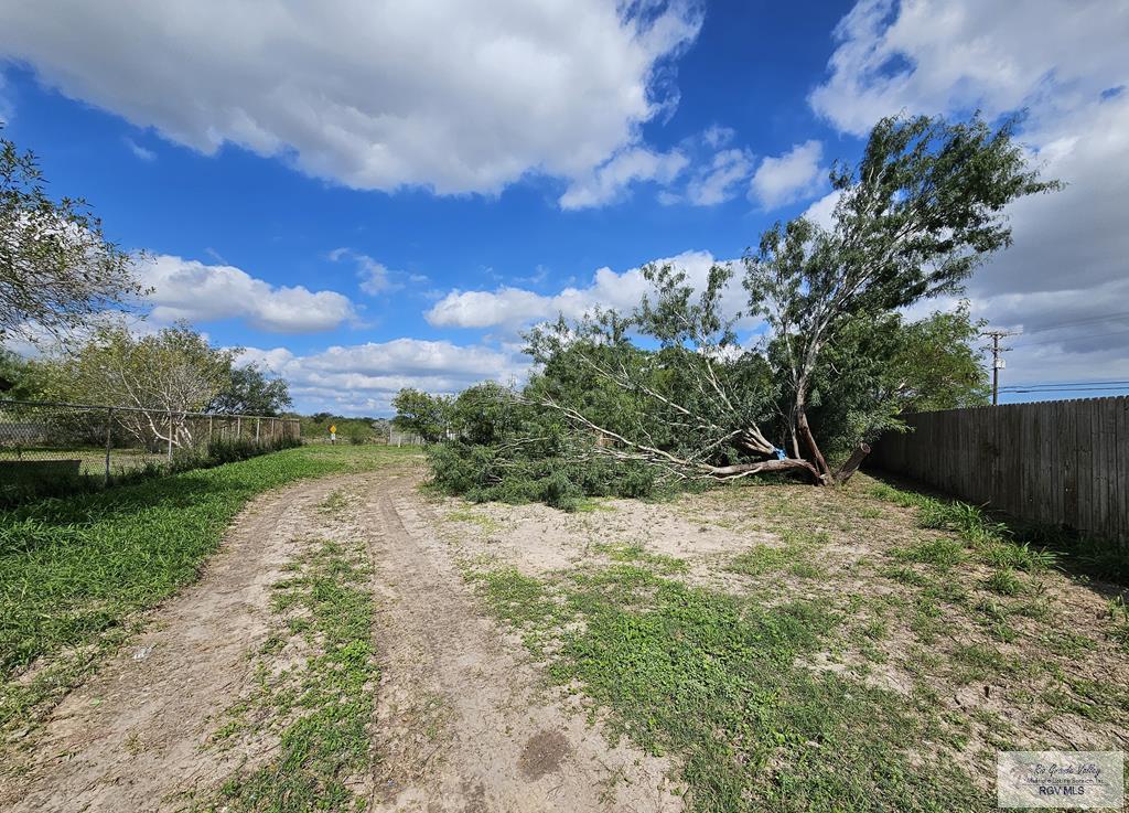 6885 Laguna Madre Dr, Brownsville, TX 78526 - photo 1