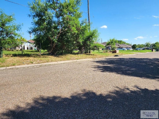 Listing photo 2 for 1161 Sandy Ln, Brownsville TX 78521