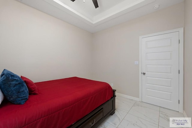 bedroom featuring ceiling fan