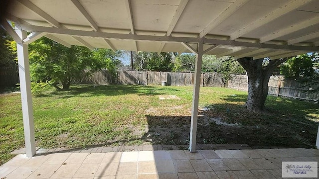 view of yard with a patio