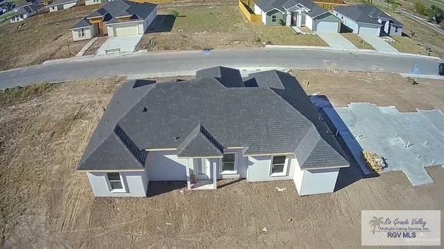 drone / aerial view featuring a residential view