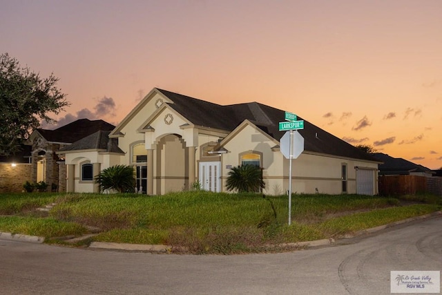 view of front of property