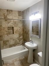 910 Magnolia St, Lake Jackson, TX 77566 - photo 8