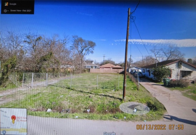 Listing photo 2 for 3825 Goodhope St, Houston TX 77021