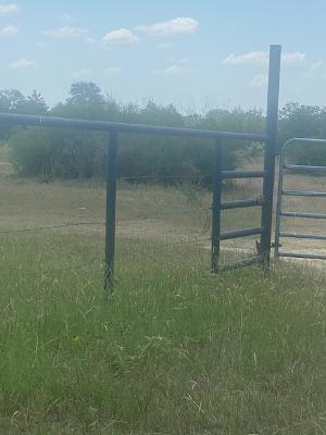 Listing photo 2 for 000 County Road 117, Bedias TX 77831