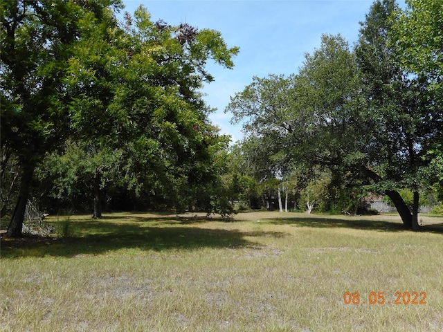 Listing photo 2 for 406 S 11th St, Richmond TX 77469