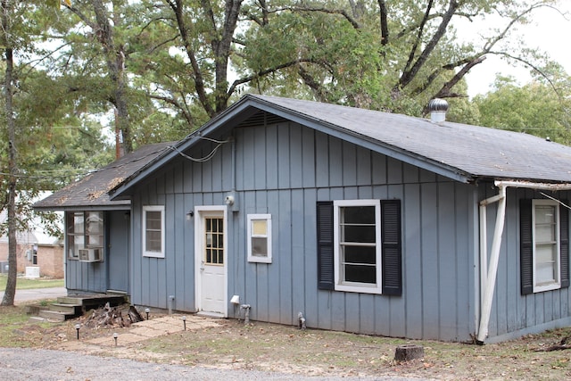 view of side of home