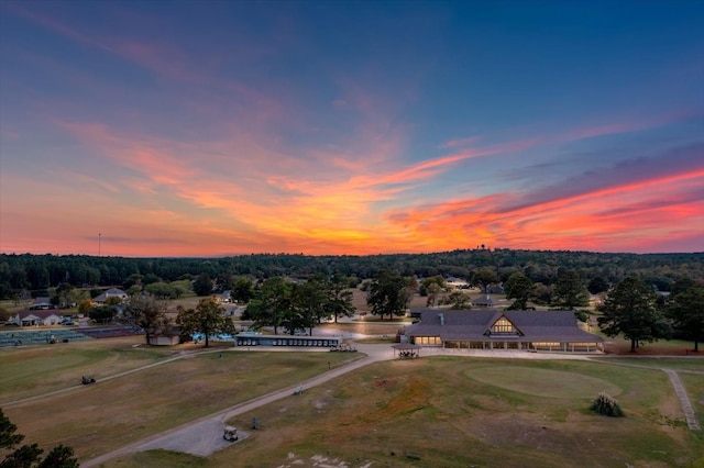 view of aerial view at dusk