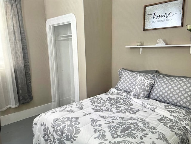 bedroom featuring a closet