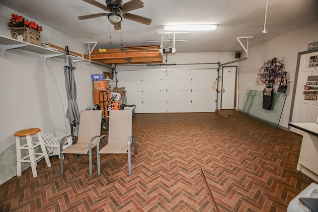 garage with ceiling fan