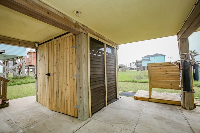 view of shed / structure