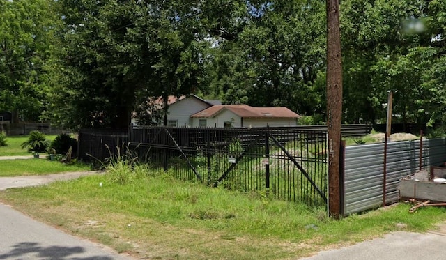 8001 Laura Koppe Rd, Houston, TX 77028 - photo 4