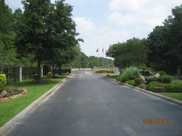 30081 Round Up Dr, Waller, TX 77484 - photo 4