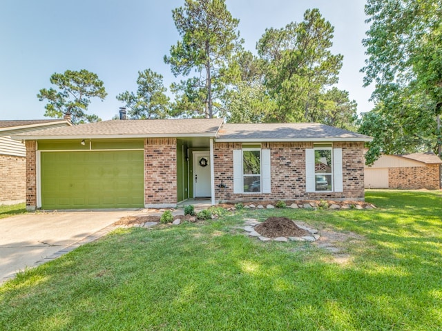 Listing photo 2 for 2819 Canary Ln, Humble TX 77396