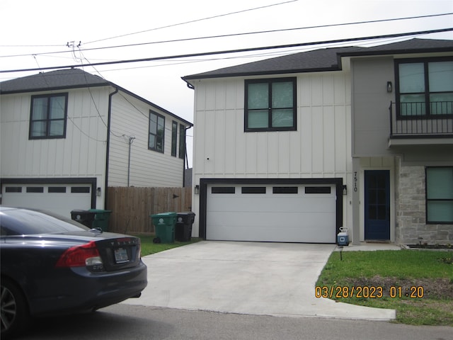 Listing photo 2 for 3734 Noah St, Houston TX 77021