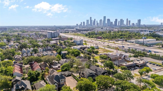 420 Heights Blvd, Houston, TX 77007 - aerial view of skyline and a main thoroughfare