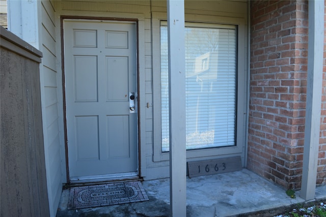 view of property entrance