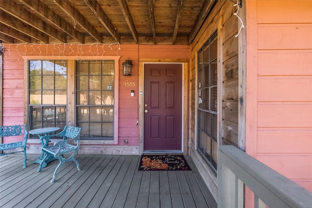 view of property entrance