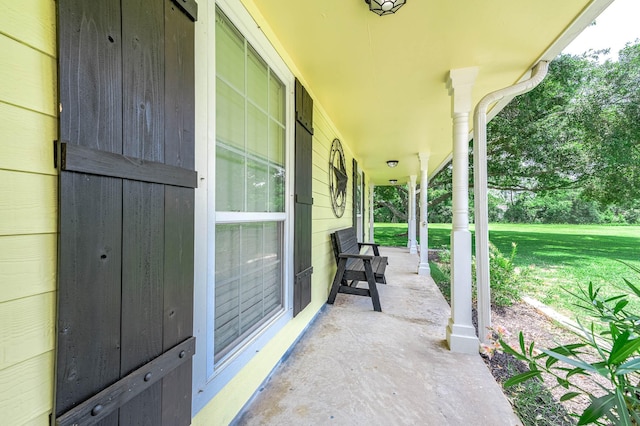 view of patio featuring covered porch