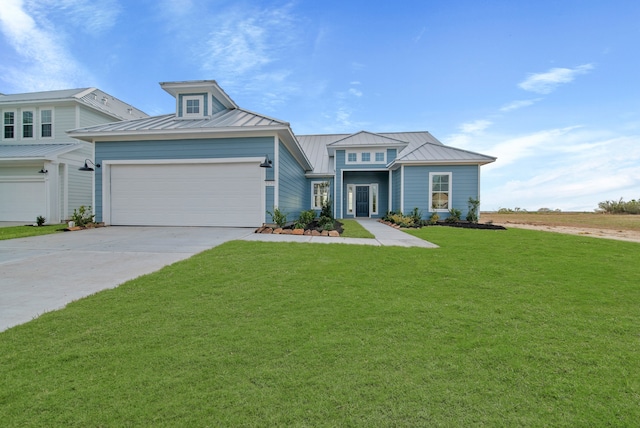 view of front of property with a front yard