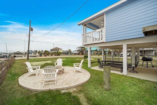 view of yard with a patio area