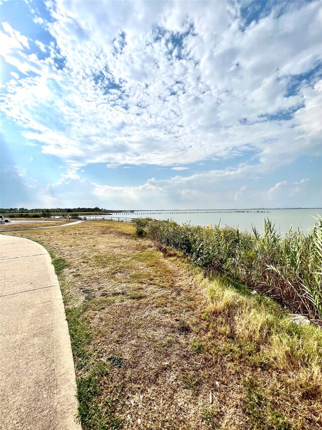 1003B 24th St, San Leon, TX 77539